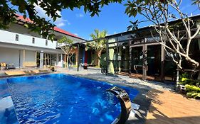 The Uniique Haus - Johor 1St Staycation Water Dining Experience